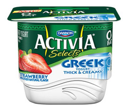 IMG_dannon_activia_selects_greek_strawberry