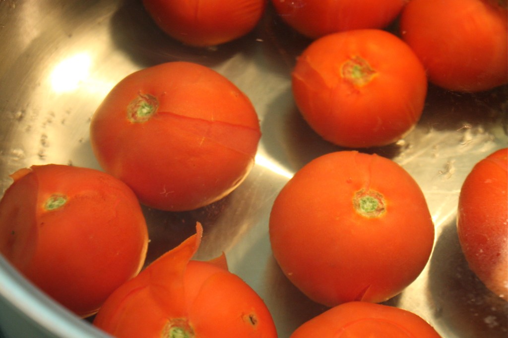 How to Peel and Deseed Tomatoes The Gourmand Mom